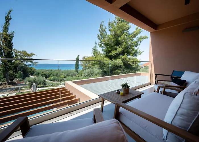 Akti Elia Chalkidiki With Private Pools *