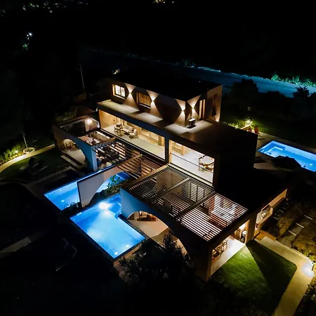 Akti Elia Chalkidiki With Private Pools *