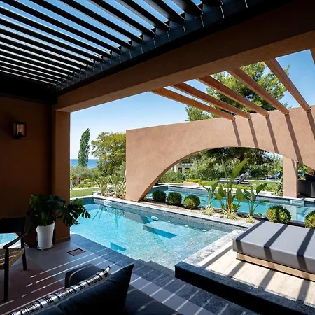 Akti Elia Chalkidiki With Private Pools Никити