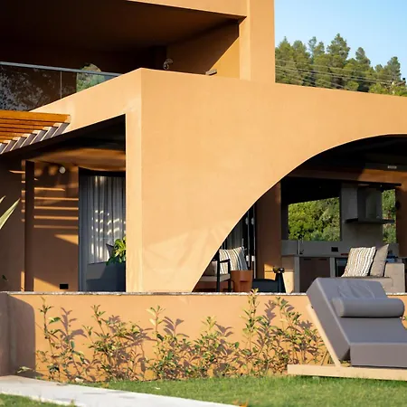 Akti Elia Chalkidiki With Private Pools וילה