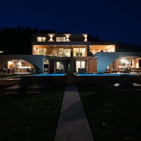 Villa Akti Elia Chalkidiki With Private Pools