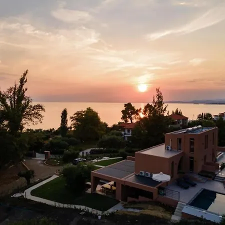 Akti Elia Chalkidiki With Private Pools *