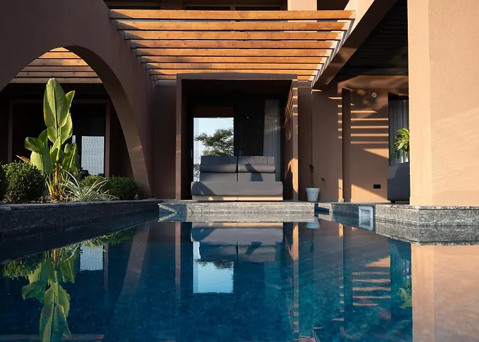 Akti Elia Chalkidiki With Private Pools *