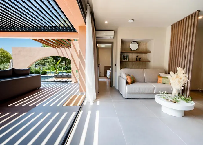 Akti Elia Chalkidiki With Private Pools * Nikiti (Sithonia)