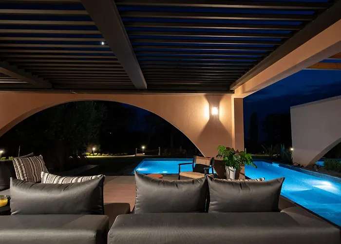 Akti Elia Chalkidiki With Private Pools *