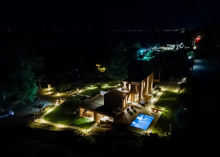 Akti Elia Chalkidiki With Private Pools 빌라 *